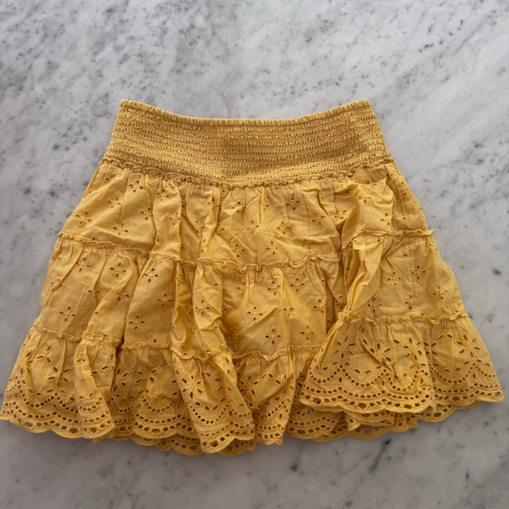 American Eagle Solid Eyelet Tiered Mini Skirt